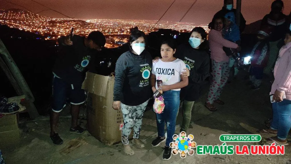 ¡Libera espacio y ayuda! Recolección de Ropa Usada en El Agustino: Fácil y Gratuito