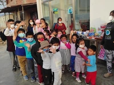 Chocolatada en AAHH Oasis de Villa El Salvador