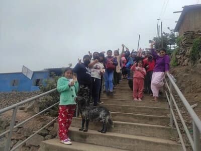Donación de víveres y panetones a Olla Común Pueblo Unido del Mirador