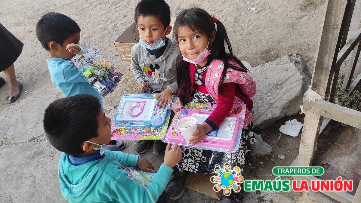 Donaciones en Callao: ¡Tu ayuda transforma vidas con Traperos de Emaús La Unión!