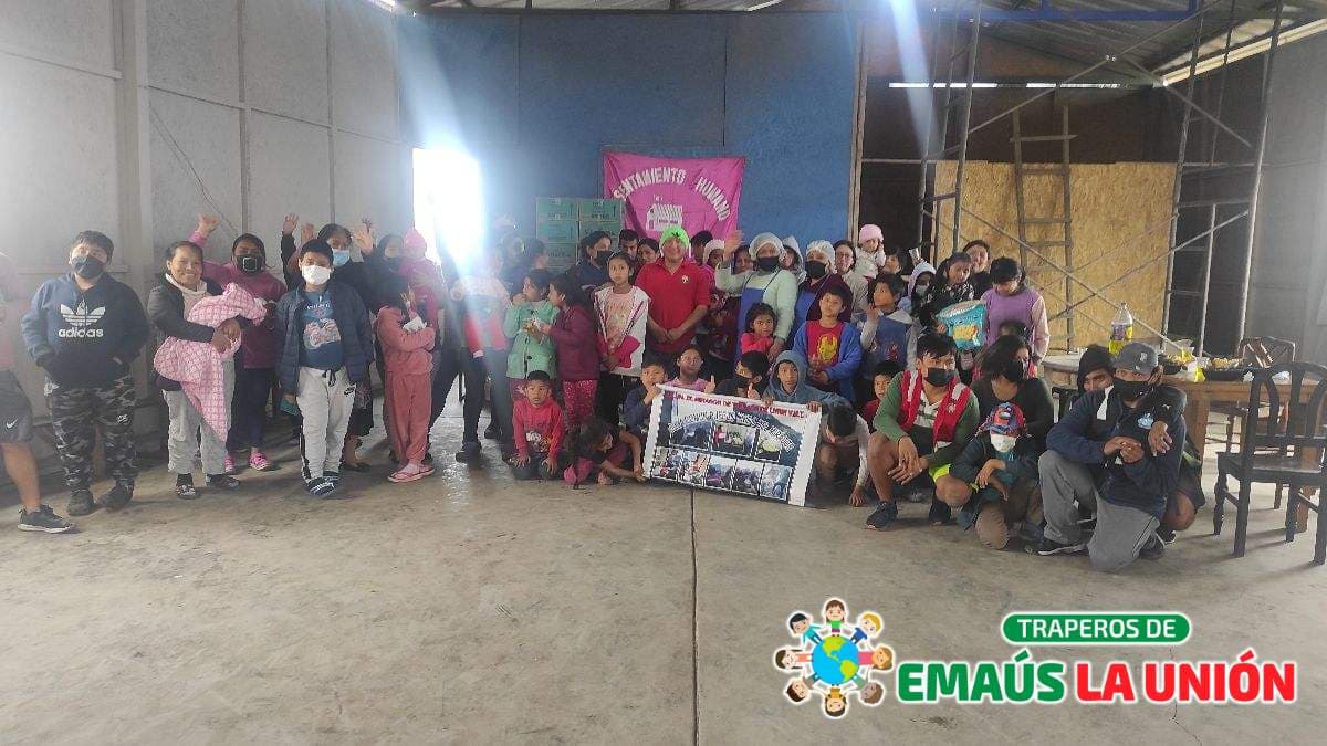 Dónde donar ropa usada en Cerro Azul y ayudar a quien más lo necesita