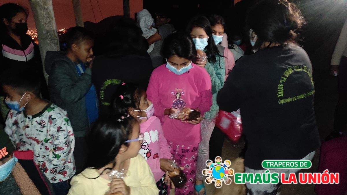 Dónde Donar Ropa Usada en Vitarte: Tu Guía Solidaria para Ayudar