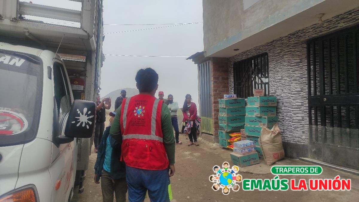 ¡Libera espacio y ayuda! Recolección de Ropa Usada en Bellavista, Callao
