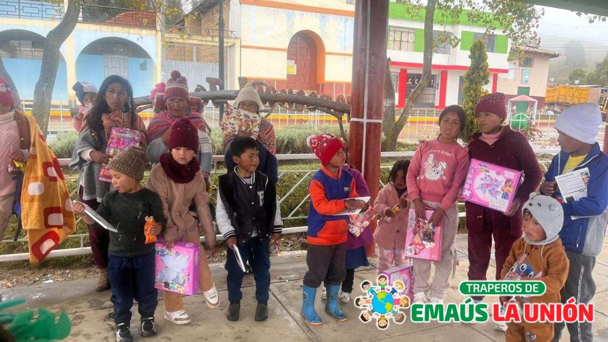 ¡Libera espacio y ayuda! Recolección de ropa usada en Callao