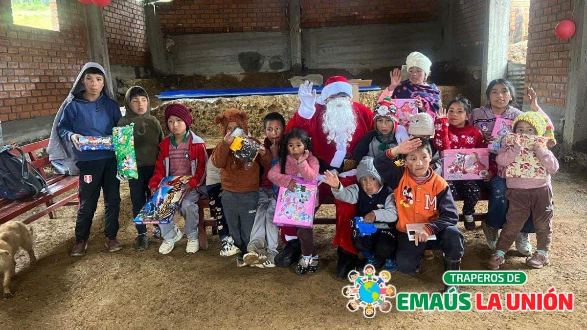 ¡Recolección de Ropa Usada en San Isidro: Dona y Ayuda Fácilmente!