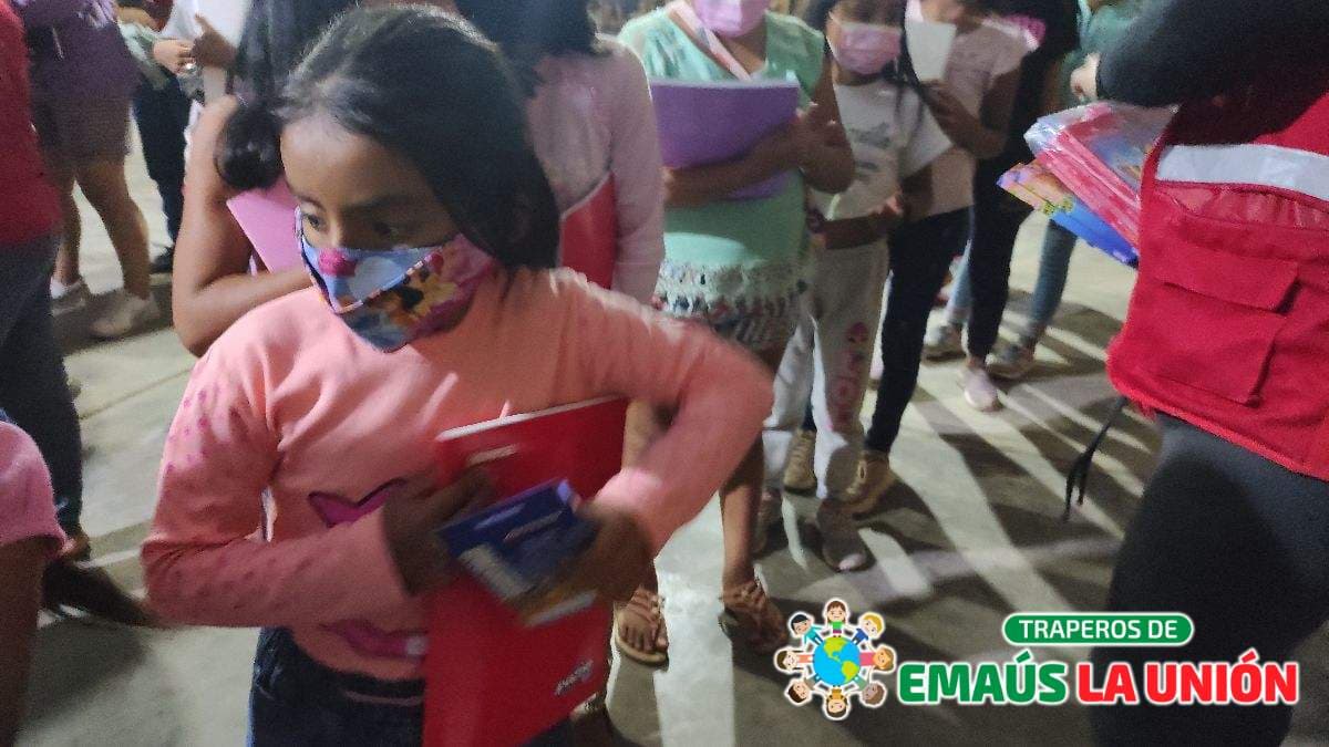 Traperos de Emaús en San Antonio: Tu Granito de Arena Transforma Vidas