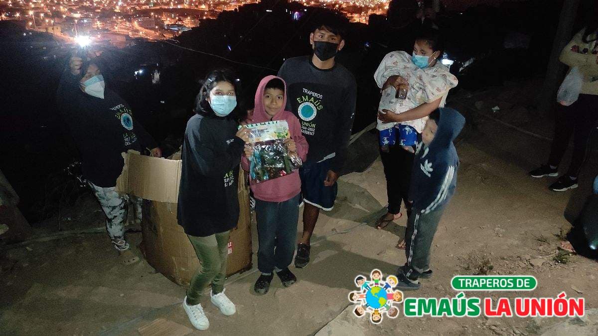 Dónde donar ropa usada en Punta Hermosa y ayudar a quienes más lo necesitan